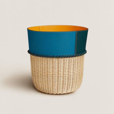 314149M 01_worn_3?size=3000,